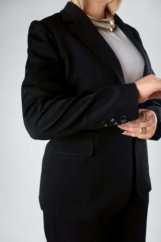 Women's Black Single-Breasted Blazer